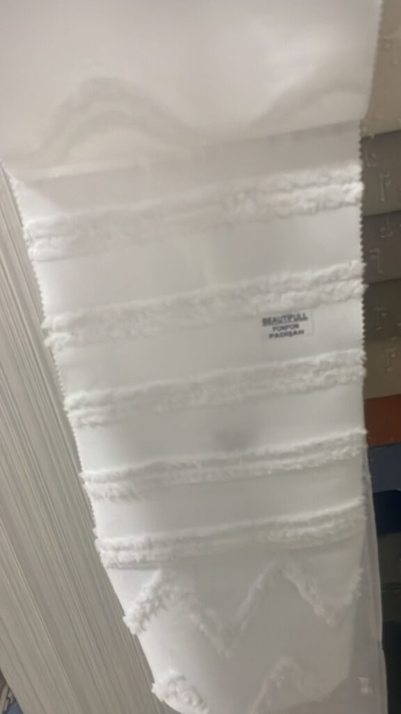 Jakarlı düz çizgili keten zemin tül perde ponpon detaylı süper lüx gramajlı ütü istemez kırışmaz - 2