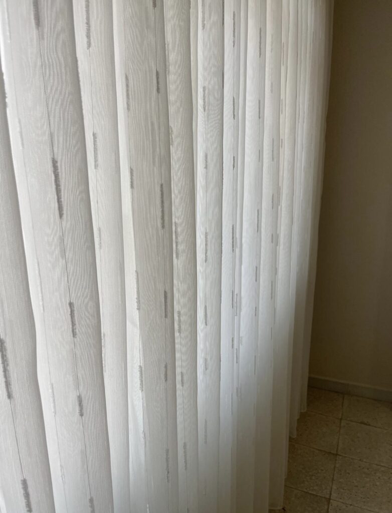 Vakko Kelebek Bambu Tül Perde Agır Garamajlı Dökümlü - 1