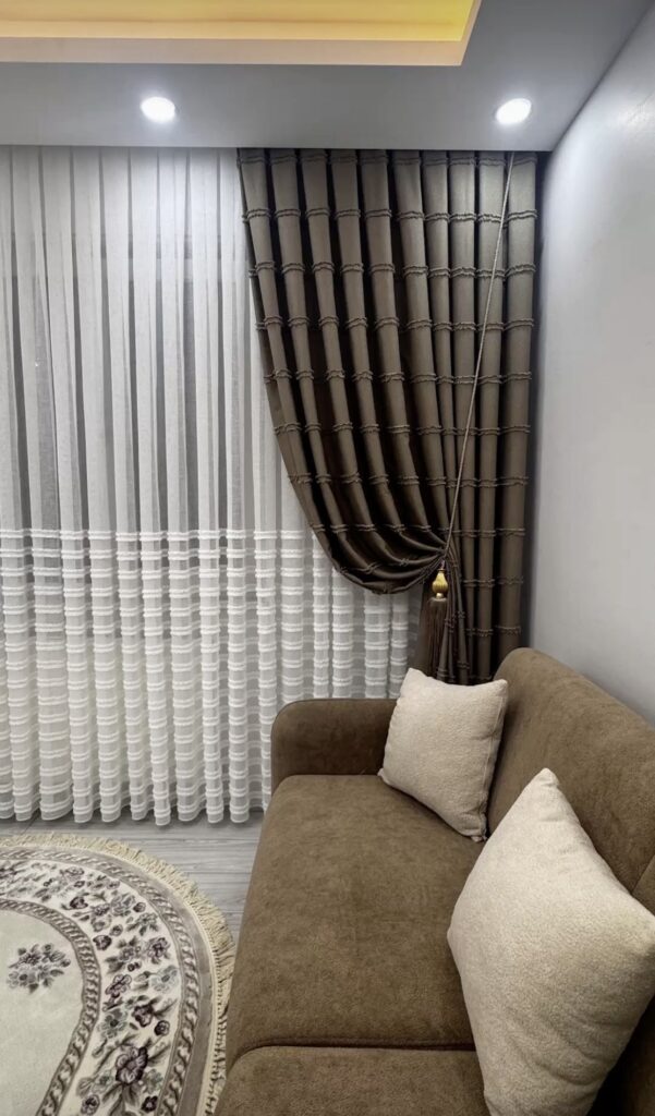 Jakarlı düz çizgili keten zemin tül perde ponpon detaylı süper lüx gramajlı ütü istemez kırışmaz - 1