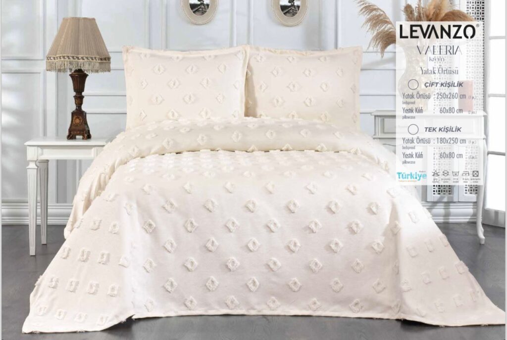 Levanzo çift kişilik ponponlu yatak örtüsü lüx - 1