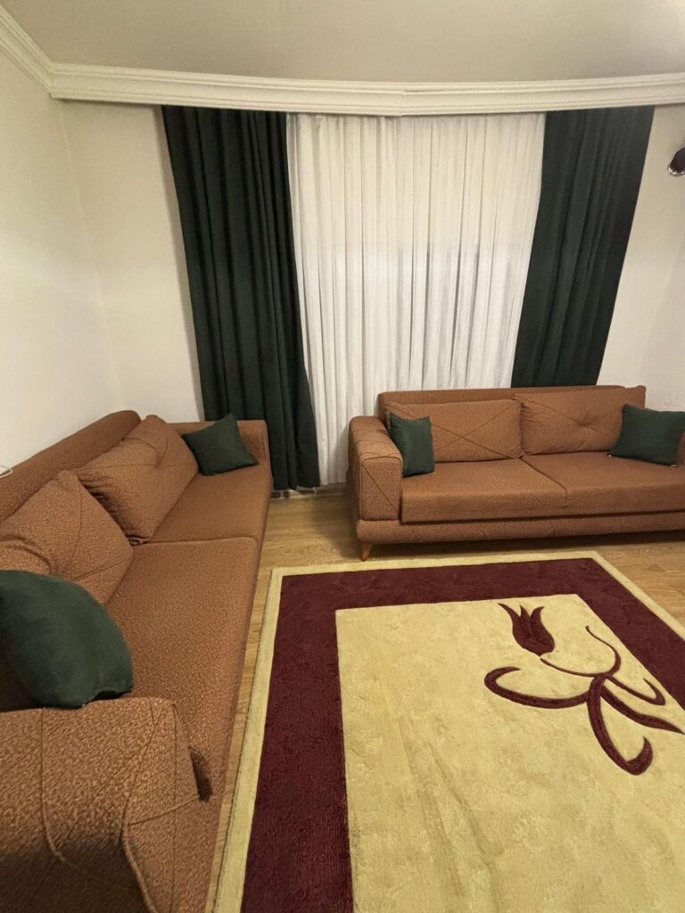 Ada Fonluk Perde – Şık ve Işık Geçirmez Dekoratif Fon Perde - 1