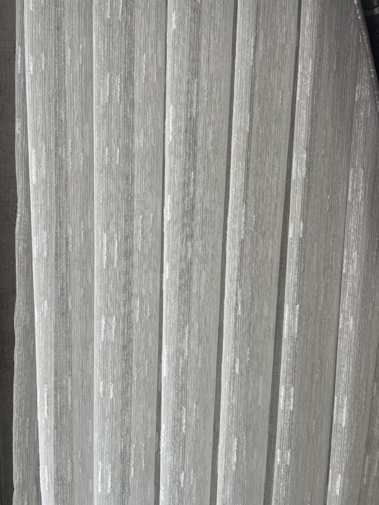 Şantuklu Kelebek Gümüş Tül Perde: Doğanın Zarafeti Evinizde - 1