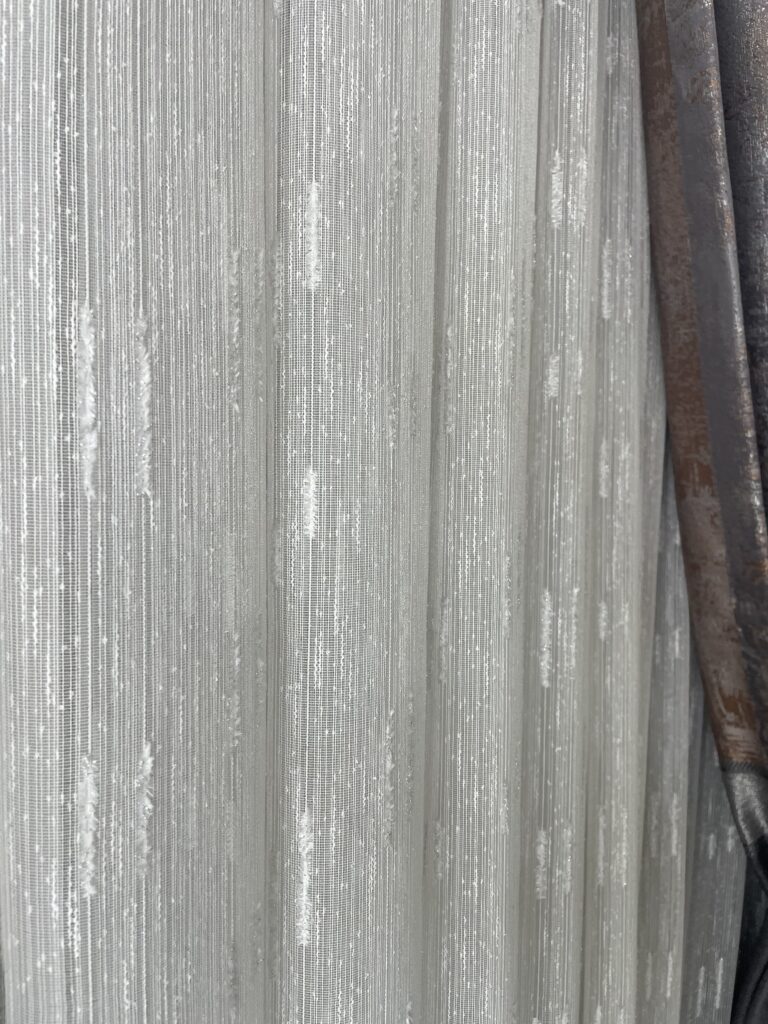 Şantuklu Kelebek Gümüş Tül Perde: Doğanın Zarafeti Evinizde - 5