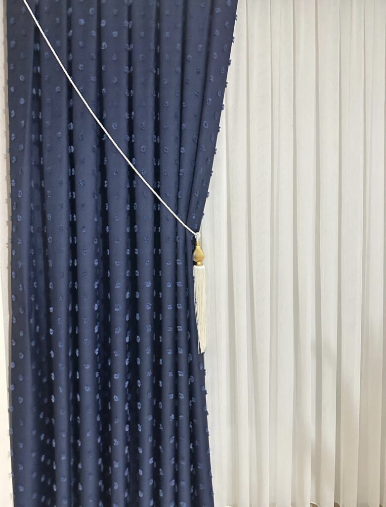 Armani Lacivert Ponponlu Şık Fon Perde – Modern ve Zarif Ev Dekorasyonu Armani775 - 1
