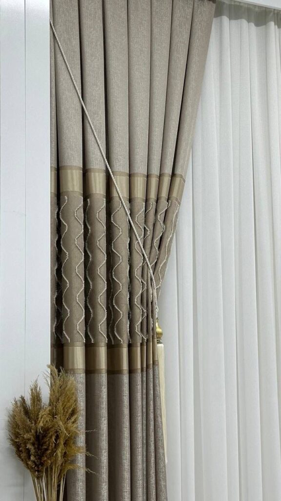 Jakarlı Pano Fon Perde Krem Renk – Modern ve Şık Dekoratif Fon Perde Betifull - 1